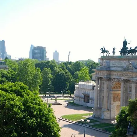 לינה וארוחת בוקר Arco Della Pace B&B 2*