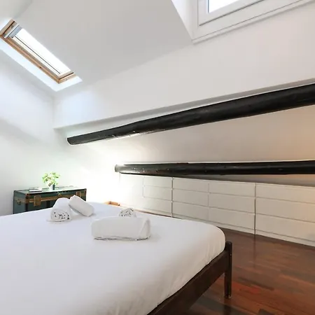 Primopiano - Pistrucci Apartman Milánó