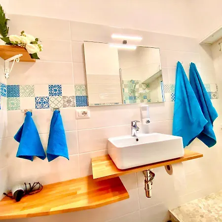 Cosy And Lovely Flat With View On Nature 아파트 *