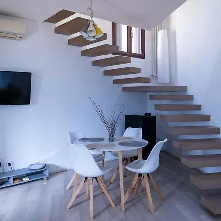 L'arche Comfort & Relax - Loft Garden In Via Torricelli *