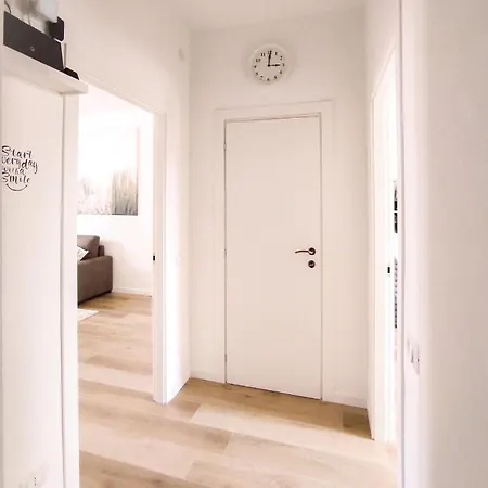 Primaticcio 6 公寓 *