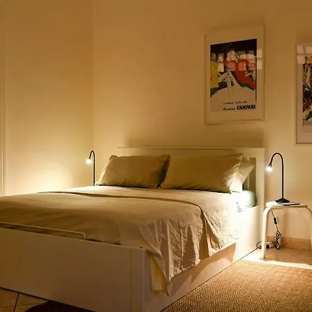 公寓 Stylish Colorful Apt- Upbeat & Well-connected Area 米兰