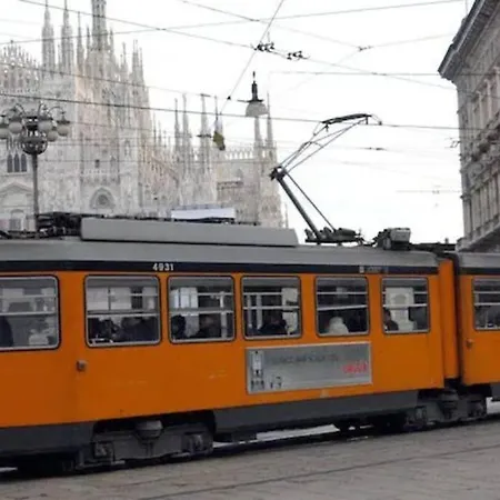 Insubria Urban Flat -fast Wifi-15 Min To Center Lejlighed *