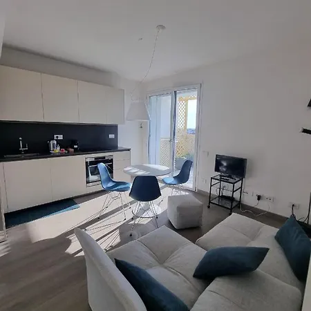Aurora Life Apartment