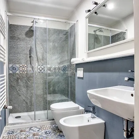 Hostmate - - Farini - Isola * Mailand