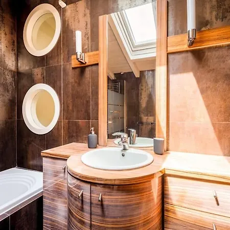 Appartement Napoleone's Nest - Elegant And Milaan