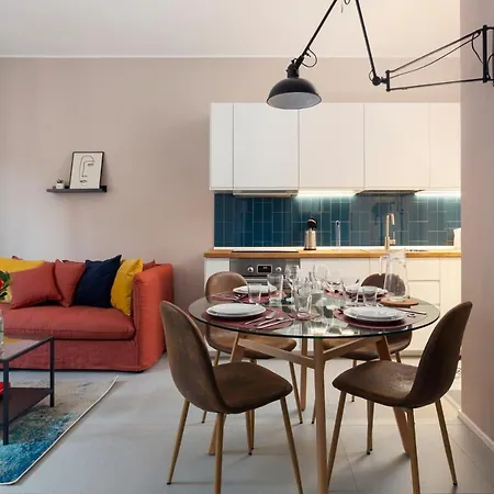 Appartement Bilocale Aleardi Milaan