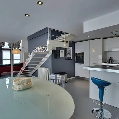 Design Loft - 5 Mins From Fondazione Prada アパート