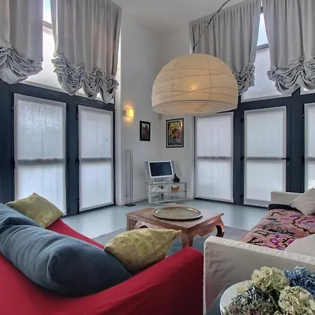アパート Design Loft - 5 Mins From Fondazione Prada *