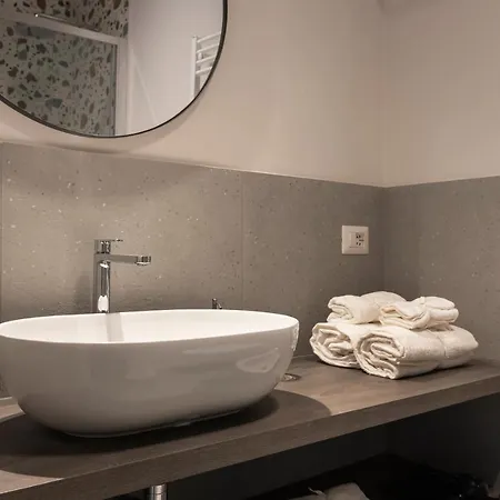 Bilocale Aleardi Appartement Milaan