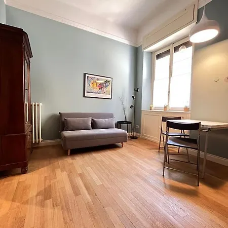 Kibilu - Via Lattanzio * ميلان