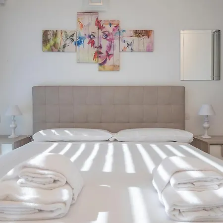 Apartmán Luxury Near Linate Quintiliano 7 *