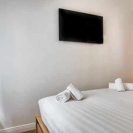 Apartman Joivy Stunning Flat With Balcony