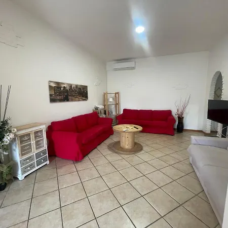 Roberta House Il Tuo Rifugio Per Concerti, Eventi E Fiere *