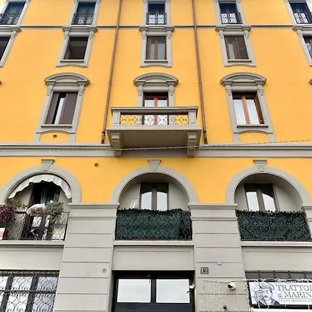 Daire Isola Chic Di Fronte Alla Metro Con Vista