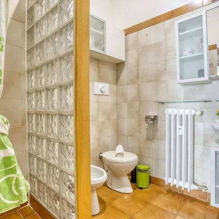 Joivy Adorable 1 Bed Flat Near Centre Milaan