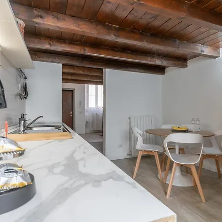 Street Affori Appartement *