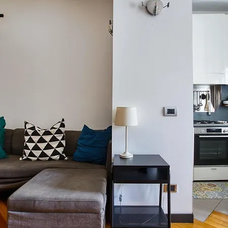 Joivy Attractive Flat Near Citylife Apartament *