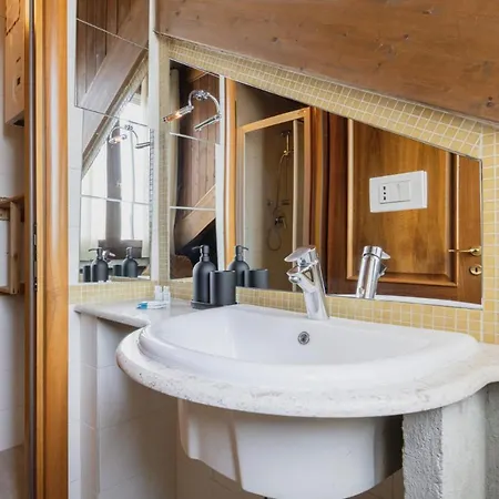 Easylife - Esclusivo Attico In S Babila *