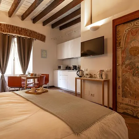 Cozy House In Naviglio Grande - Homy Apartmán *