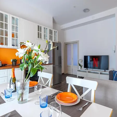 Stazione - Duomo - Comfort, Wifi E Netflix A