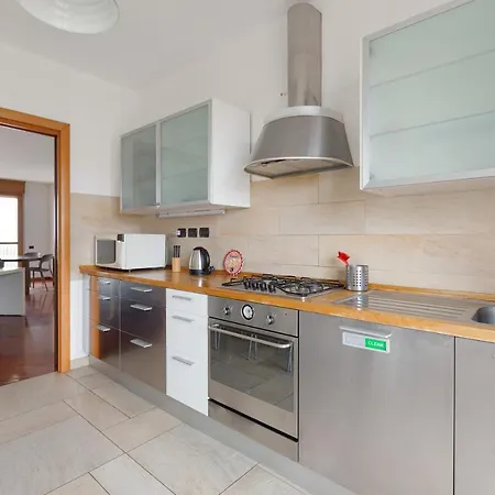 Apartamento Guesthost - Milano-rubattino Comfy - With 2 Terrace