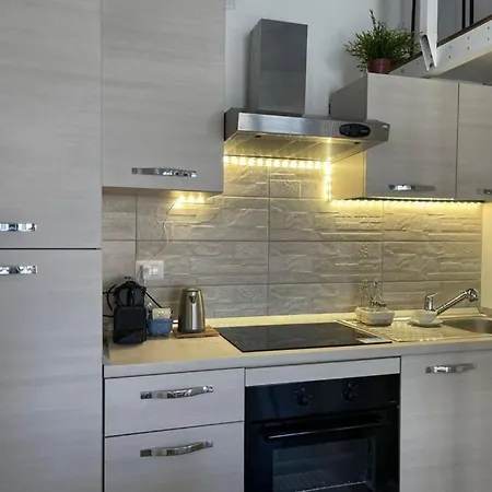 Apartman Sansiro - Fiera - Loft Strategico E Luminoso