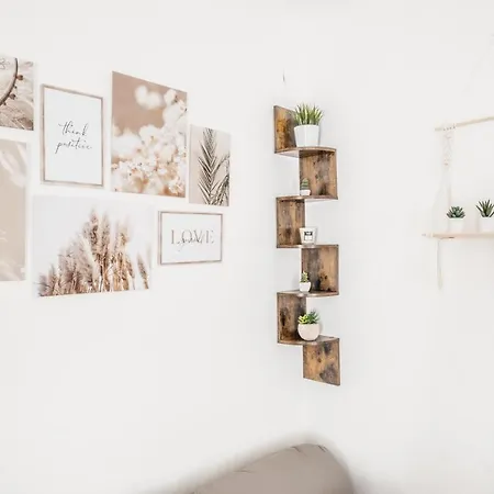 Apartment Pretty House Navigli-duomo Netflix & Design