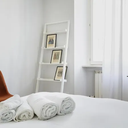 Easylife - Bellissimo Con Balconcino Panoramico Nel Vivace Quartiere Dei Navigli Apartment
