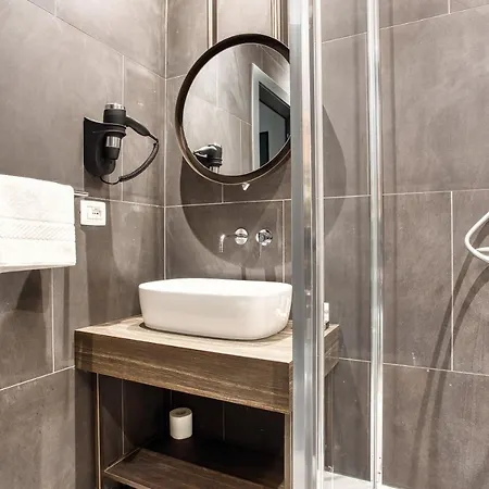 Flatsharing - Spadari Duomo Suites * מילאנו