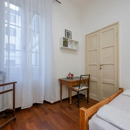 Apartment Commenda - Spazioso Vicino Crocetta