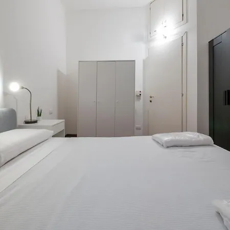 Commenda - Spazioso Vicino Crocetta Apartment