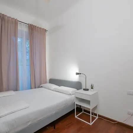 Commenda - Spazioso Vicino Crocetta Apartment