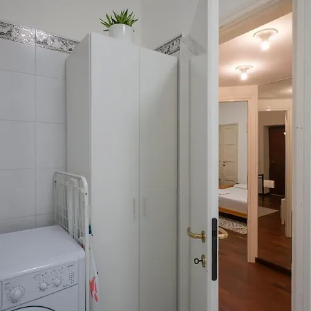 Commenda - Spazioso Vicino Crocetta Apartment