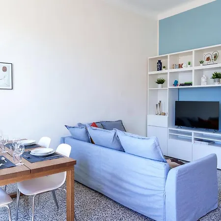 [duomo/navigli] Casa Elegante In Zona Tortona