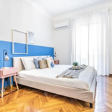 Center Elegant Flat 4-pax - Metro M1 - Fast Wifi - Ac & Balcony *