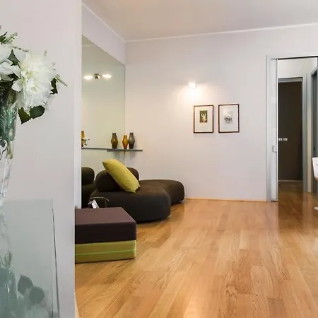 Heart Porta Romana Appartement *