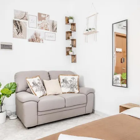Pretty House Navigli-duomo Netflix & Design Apartment Milan