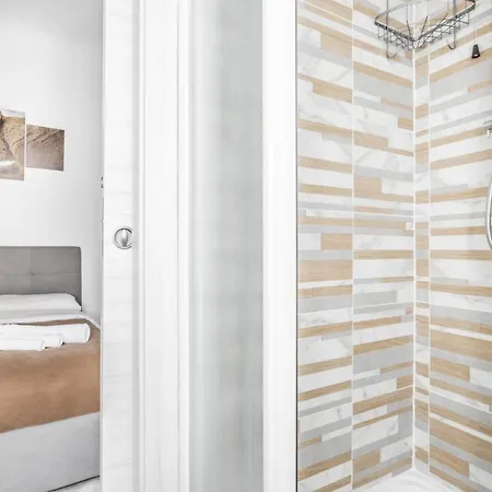 Apartment Pretty House Navigli-duomo Netflix & Design