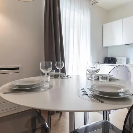 Italianway - Corso 11 Apartment Milan