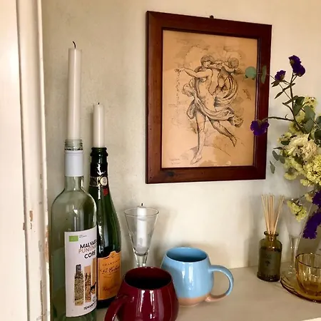 Charming And Design Attic Loft In Coolest Area Navigli Ticinese מילאנו