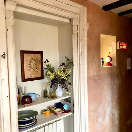 דירה Charming And Design Attic Loft In Coolest Area Navigli Ticinese מילאנו