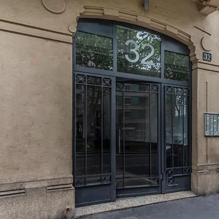 Casa Da Certosa アパート ミラノ