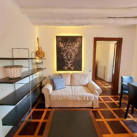 Charming Flat In Center The Park