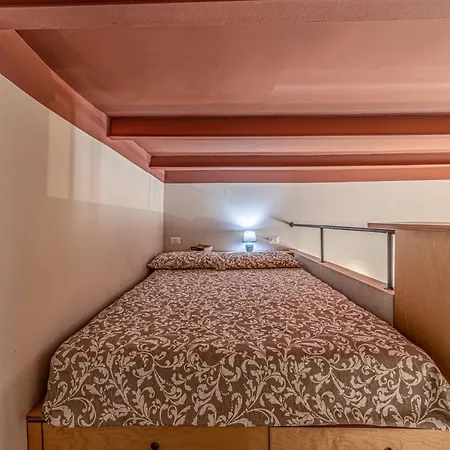 Xenia - Accogliente Pied-a-terre Sui Navigli Lägenhet Milano