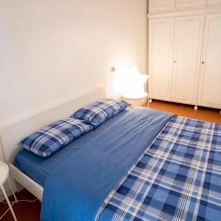 Apartment Renovated Flat Near Duomo - Lamarmora