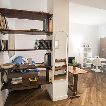 Apartment Renovated Flat Near Duomo - Lamarmora Milan