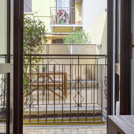 Joivy Tasteful Flat With Balcony *