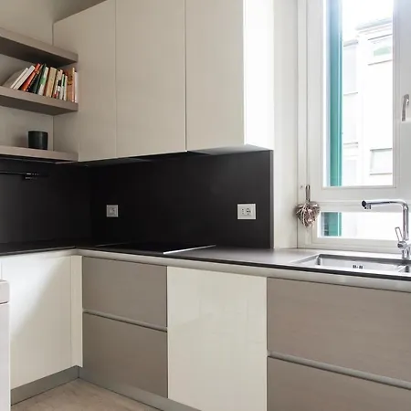 Youhosty - Quadrio 20