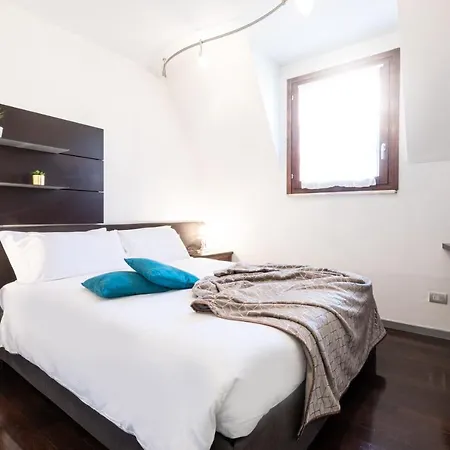 Sempione Split-level Terrace - Collection